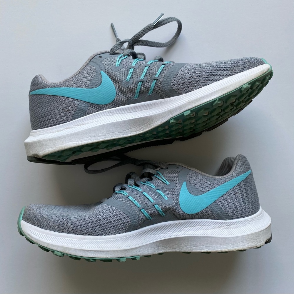 Grey Nike Run Swift Sneakers 7.5